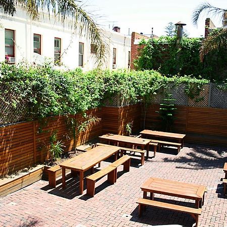 Glenelg Beach Hostel Exterior foto